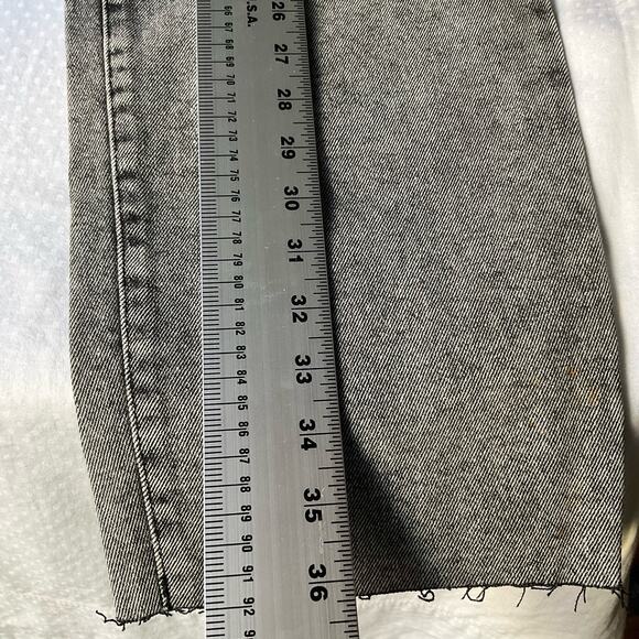 RSQ Women’s High Rise Straight Leg Denim Frayed Jeans, size 30, Gray, NWT - Picture 3 of 11
